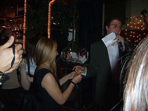 А позолоти-ка ручку А позолоти-ка ручку
